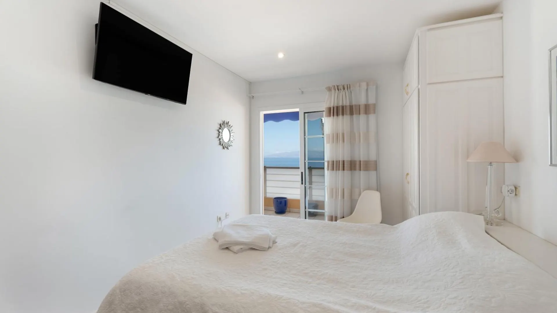 Casa Puesta Del Sol Apartment Acantilado de los Gigantes Spain